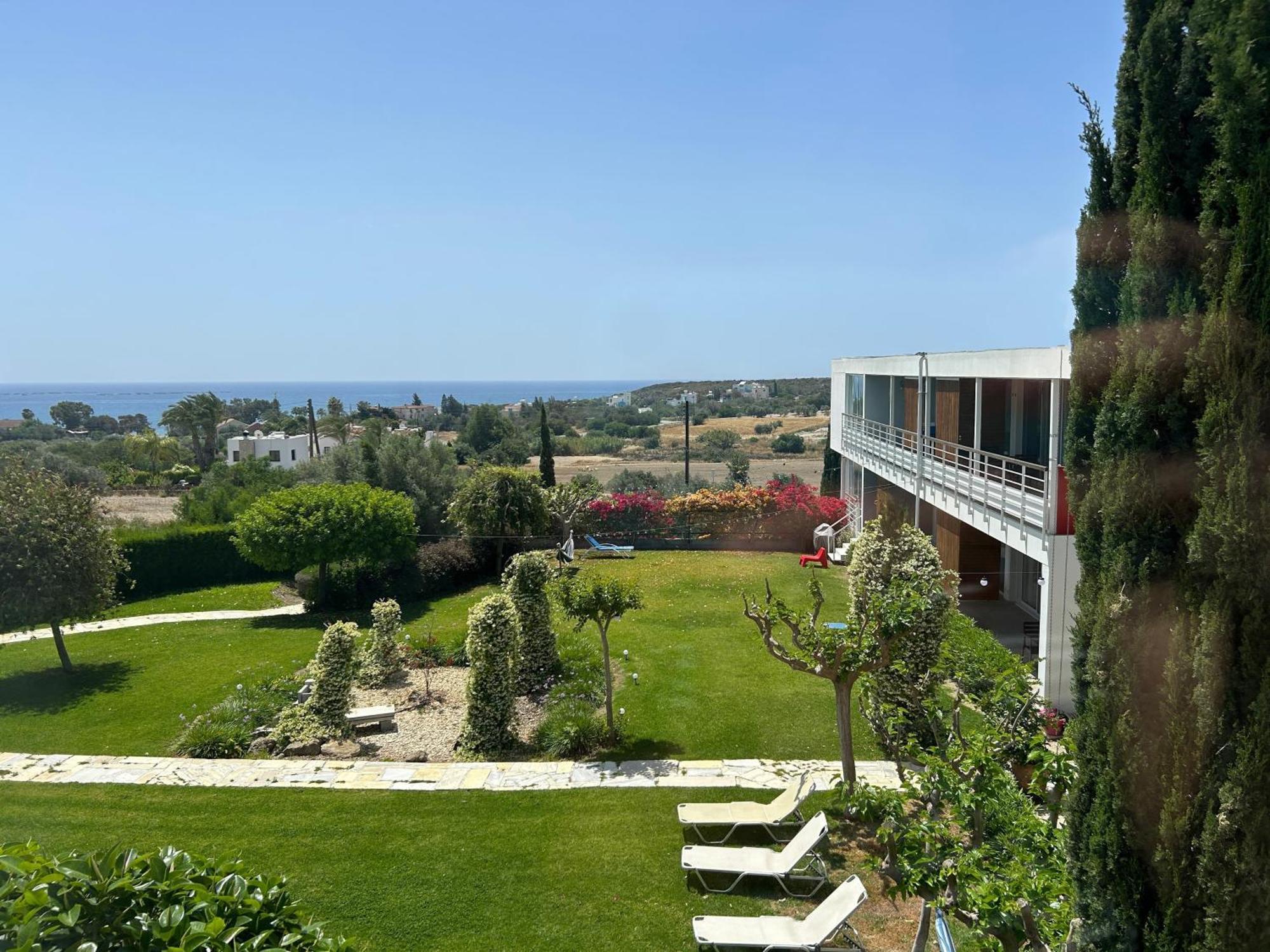 Art By Praxis Apartment Governors Beach Exterior foto