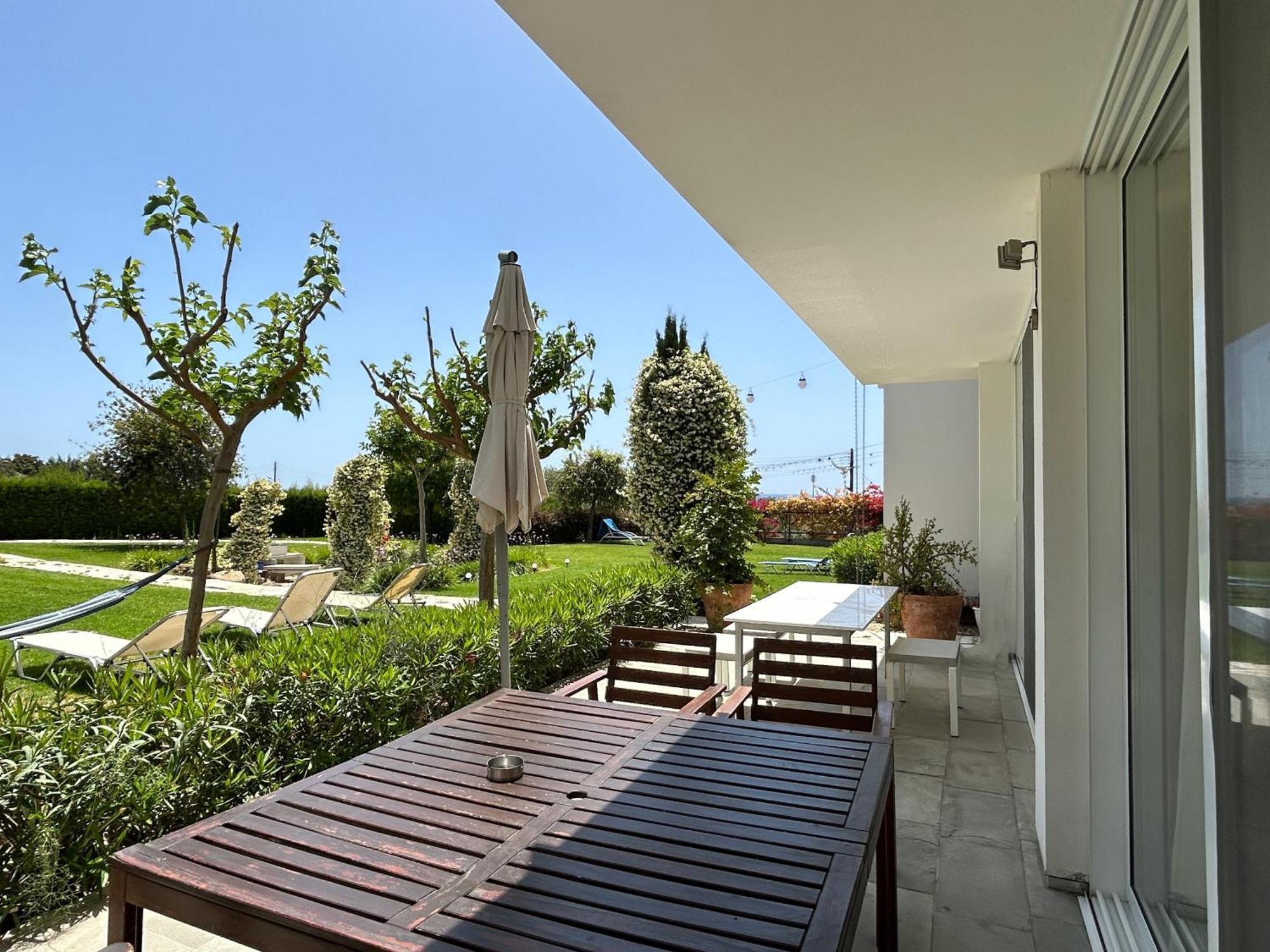 Art By Praxis Apartment Governors Beach Exterior foto
